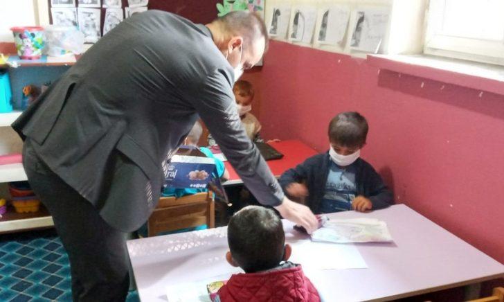 Ağrı Milli Eğitim Müdürü Tekin’den köy okullarına ziyaret G2