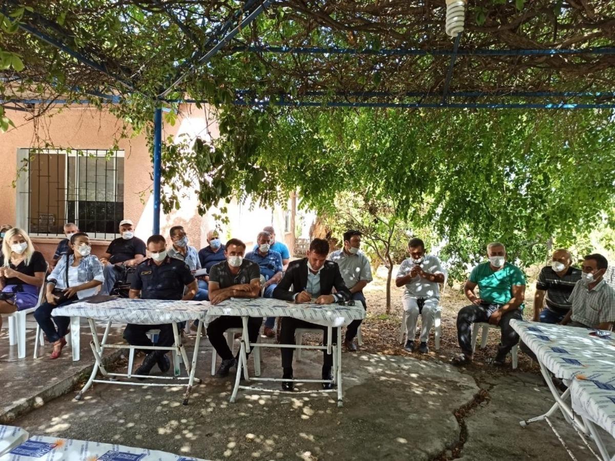 Didim il&ccedil;e protokol&uuml; vatandaşlarla bir araya geldi