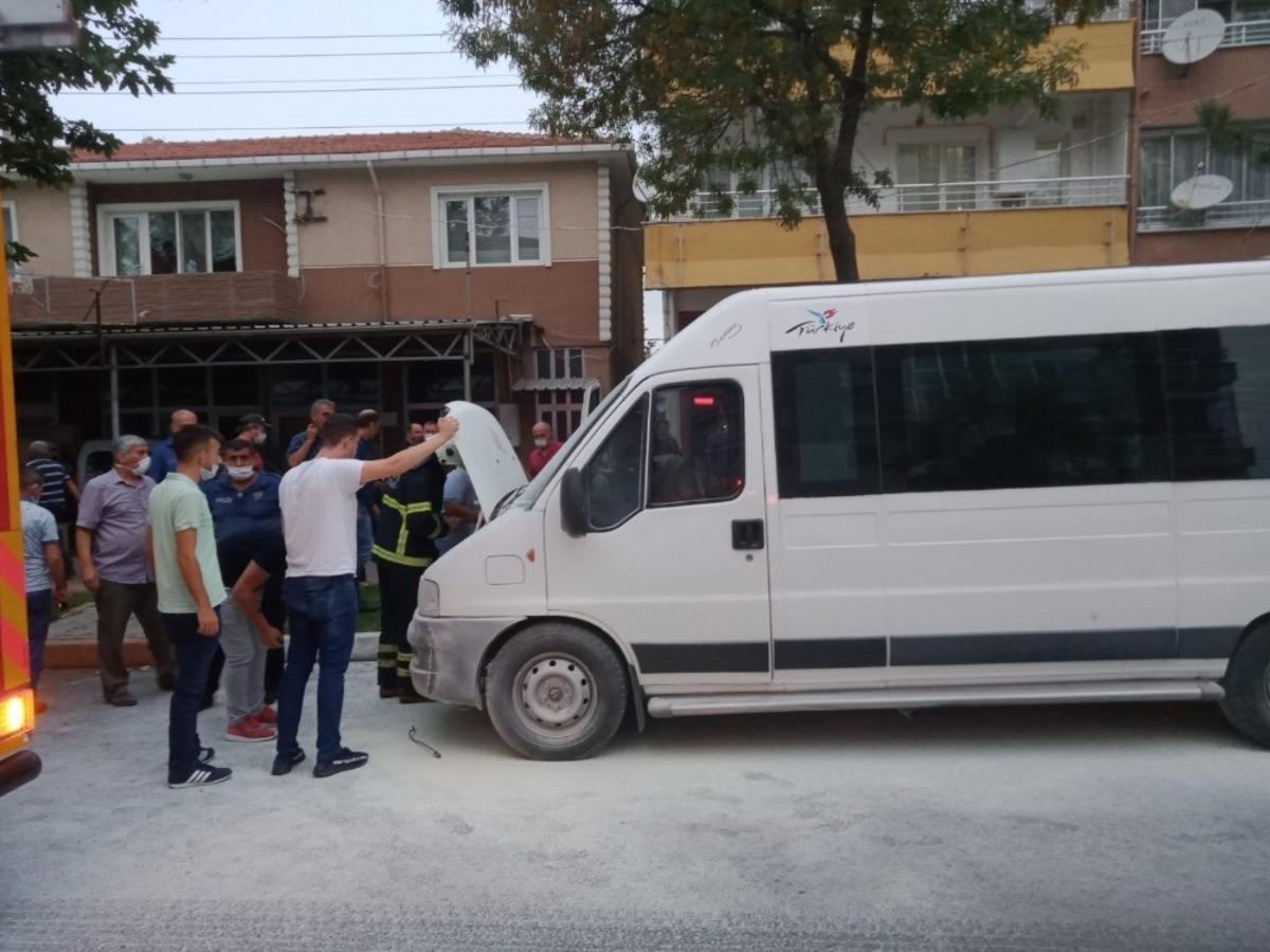 Tekirdağ&rsquo;da minib&uuml;ste yangın