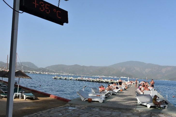 Marmaris yazdan kalma günleri yaşıyor G4