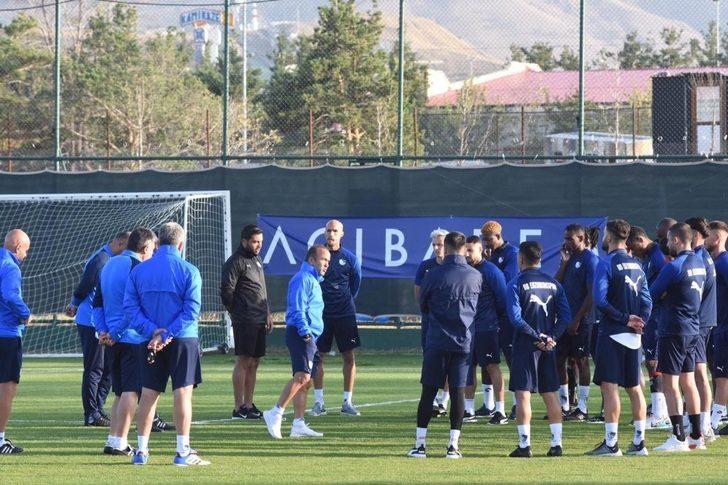 BB Erzurumspor Rizespor maçı hazırlıklarını sürdürüyor G5