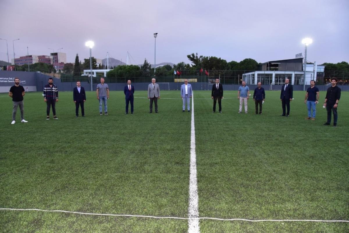 Manisa B&uuml;y&uuml;kşehir Belediyespor&rsquo;un yeni başkanı Mehmet G&uuml;zg&uuml;l&uuml; oldu