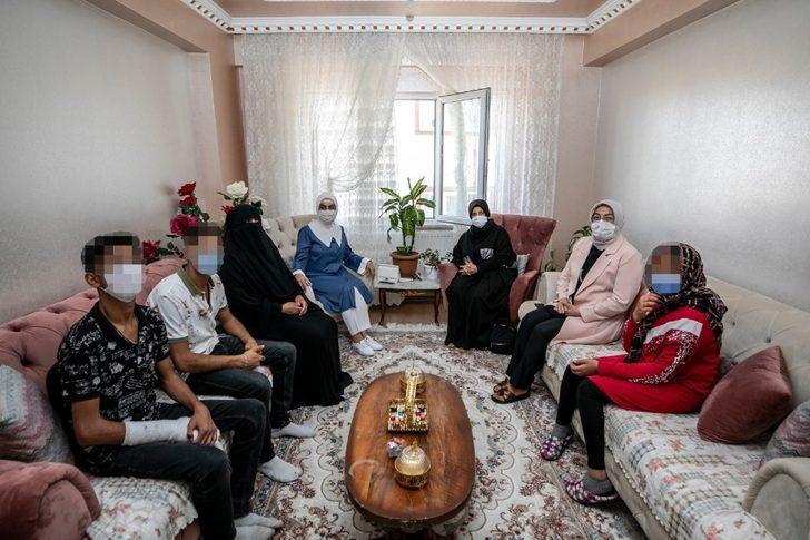 Vali Bilmez’in eşinden kanser hastası 3 çocuk annesine ziyaret G1