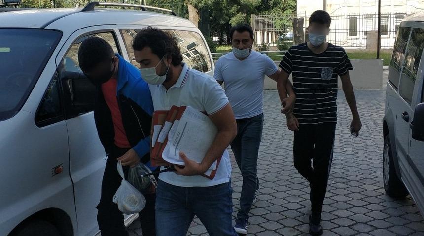 4 ayrı bisiklet hırsızlığına 2 g&ouml;zaltı