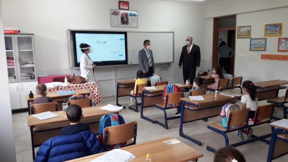 M&uuml;d&uuml;r Bilal Şen: &rsquo;&rsquo;&Ouml;ğrencilerimiz bu milletin hazinesidir&rsquo;&rsquo;