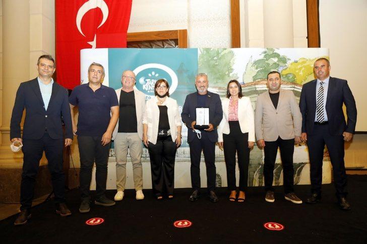 Manavgat Belediye Başkanı Sözen’e ödül G3