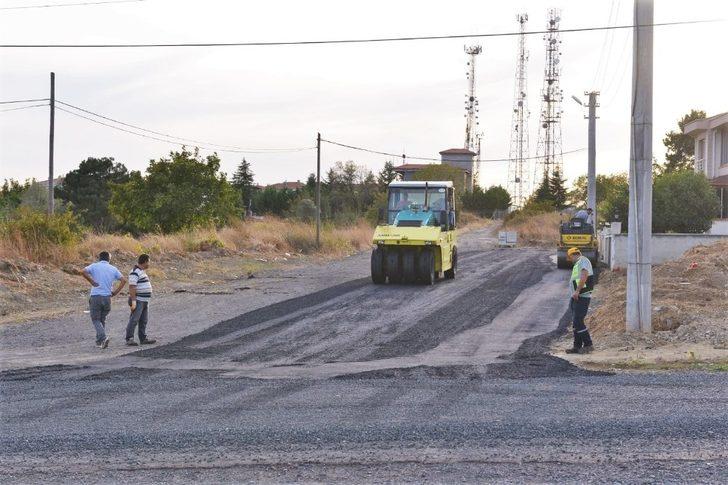 Mahalle sakinleri toz ve çamurdan kurtuluyor G2