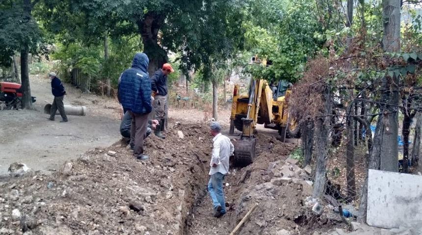 Şahinler Mahallesi&rsquo;nin i&ccedil;me suyu hattının onarımı tamamlandı