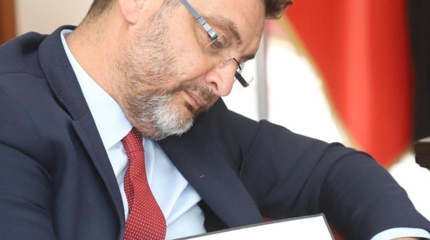 Korkuteli Belediyesi Covid-19 sebebiyle asgari personelle hizmet verecek