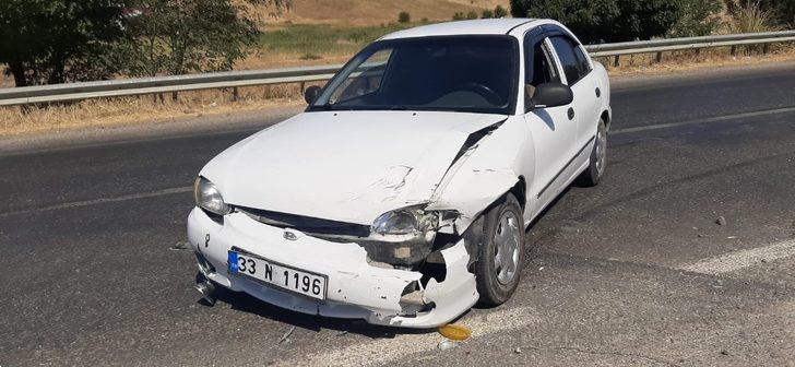 İki otomobil çarpıştı: 1 yaralı G3