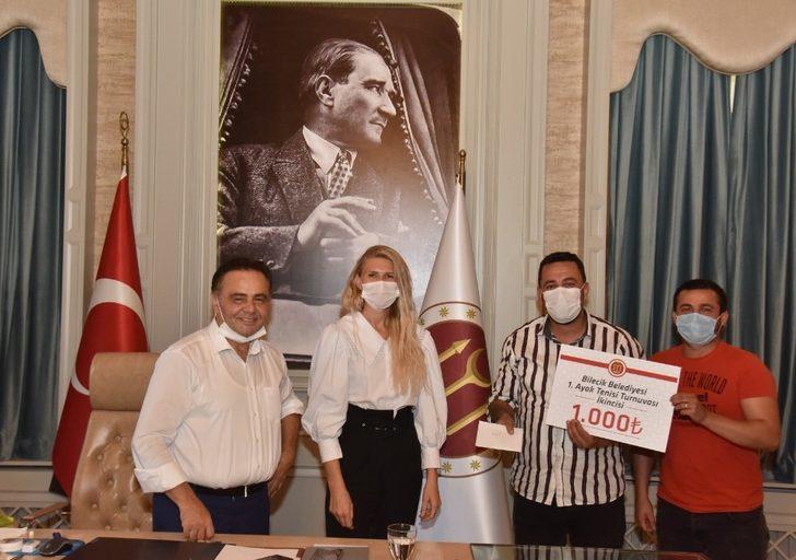 Başkan Semih Şahin, dereceye giren sporcuları ağırladı G2