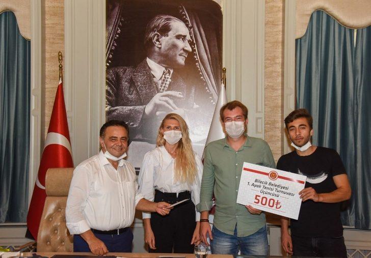 Başkan Semih Şahin, dereceye giren sporcuları ağırladı G3