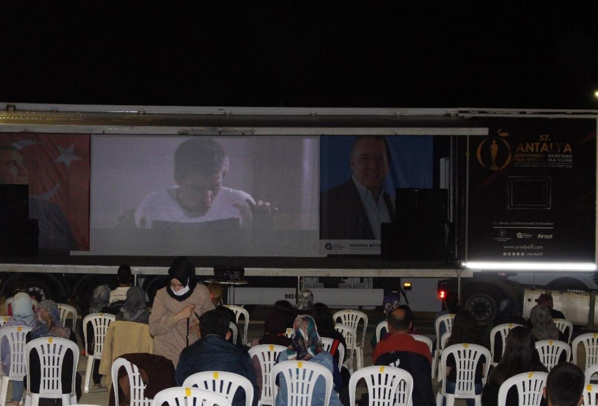 Altın Portakal Sinema Tırı yollarda