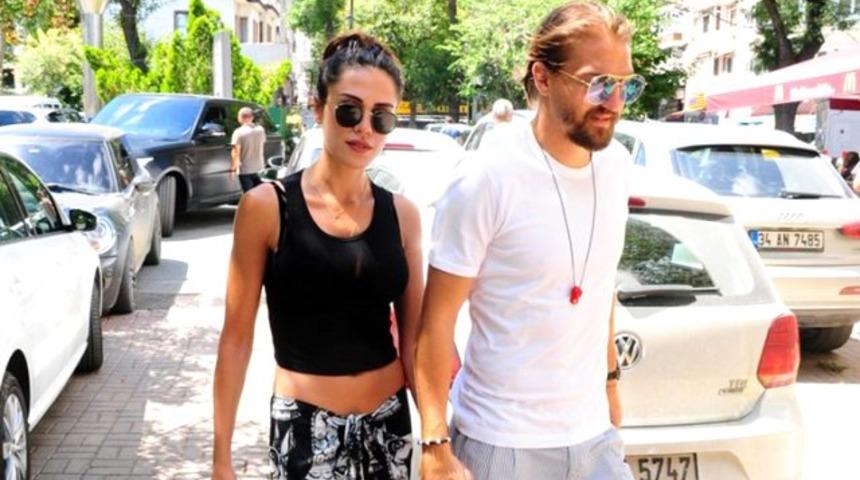 Caner Erkin'in yeni arabısının fiyatı dudak u&ccedil;uklattı