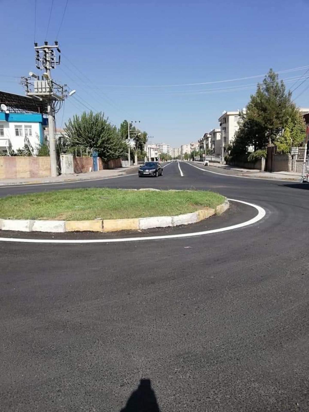 Bağlar Belediyesi kendi asfaltı ile il&ccedil;eyi ihya etti