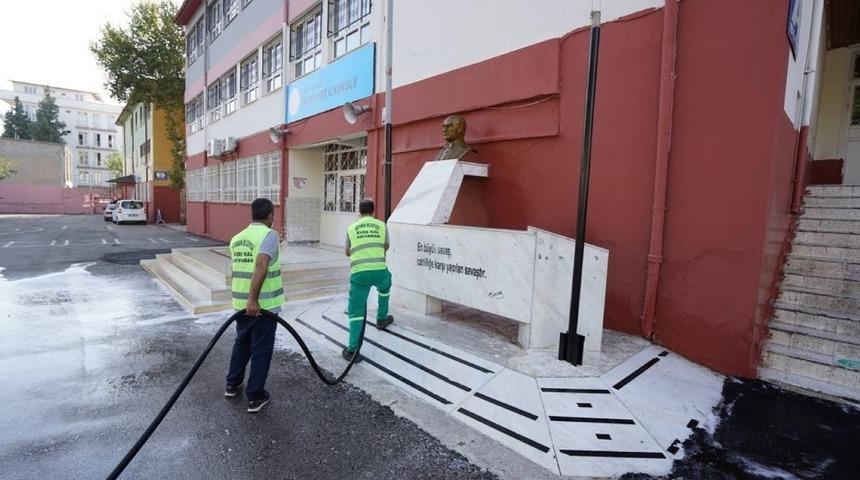 Okullarda temizlik çalışması yapılıyor