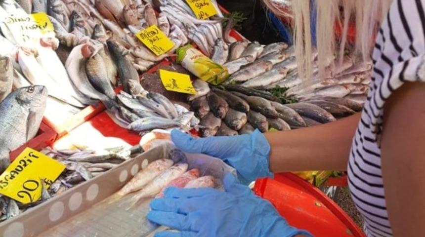 Balık tezgahları denetimden ge&ccedil;ti