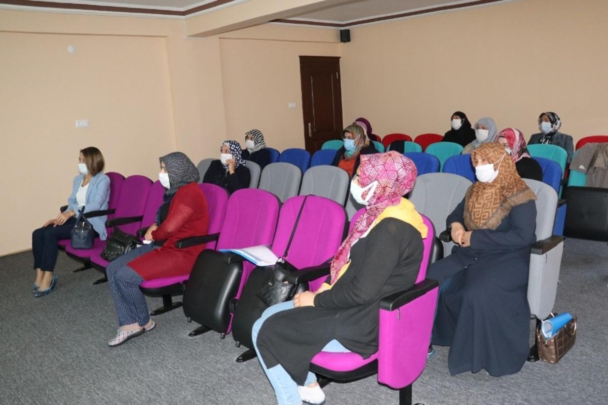 Şuhut&rsquo;ta kadına y&ouml;nelik şiddete hayır semineri