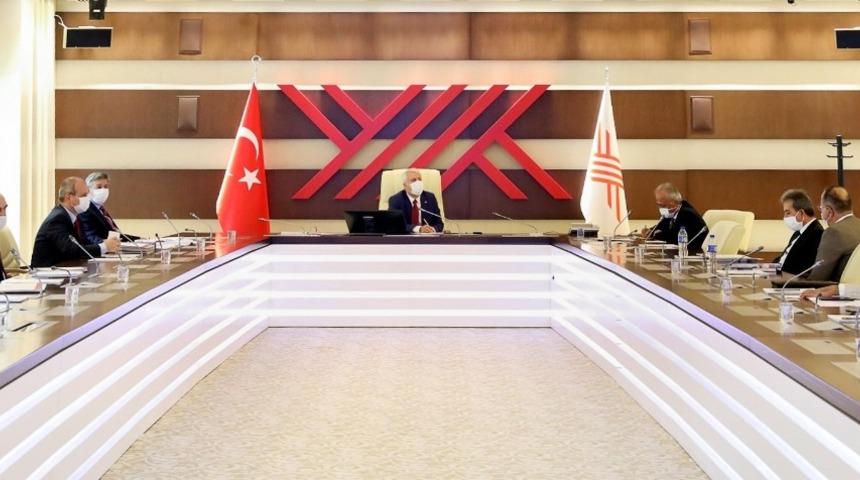 A&ccedil;ık&ouml;ğretim Fak&uuml;ltesi bulunan &uuml;niversitelerin y&ouml;neticileri Y&Ouml;K&rsquo;te d&uuml;zenlenen toplantıya katıldı