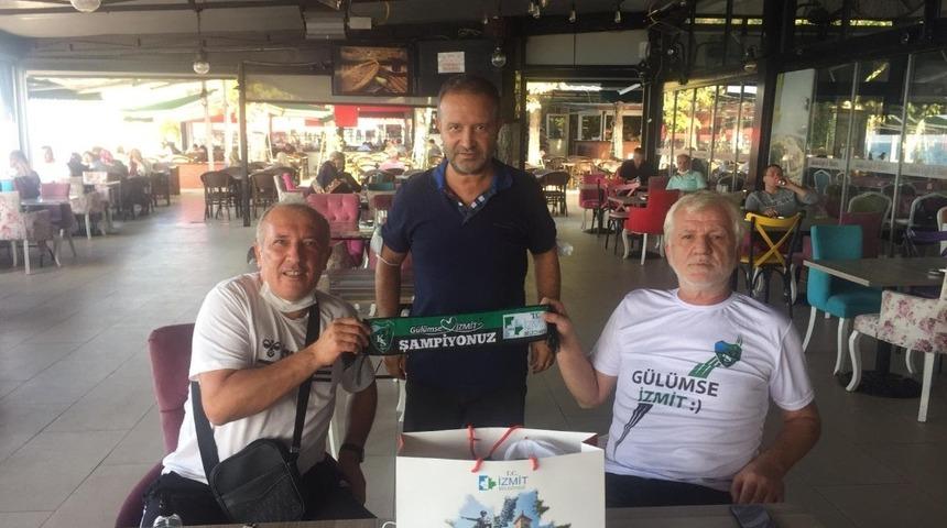 Başkan H&uuml;rriyet&rsquo;ten Kocaelisporlu eski futbolcuya hediye