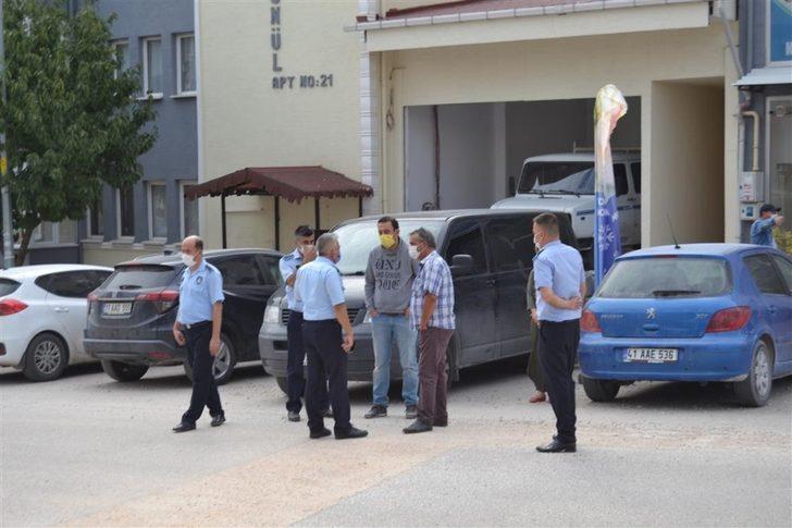 Çekme payına yapılan araba garajına yıkım için geldiler G1