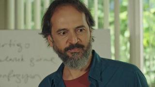 Hekimoğlu 20. yeni bölüm fragmanı yayınlandı! Dr. Ateş hastasını kıskanıyor! Hekimoğlu 19. son bölüm izle!