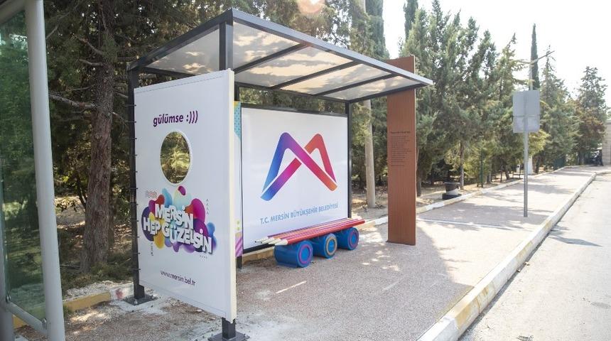 Mersin&rsquo;de temalı otob&uuml;s durağı d&ouml;nemi