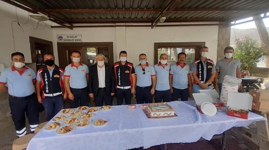 Başkan Şahin, itfaiyecilerle bir araya geldi