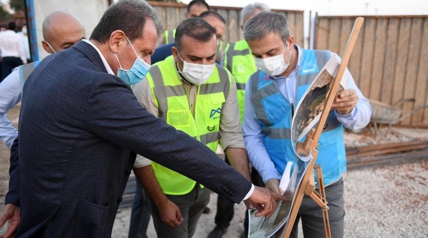 Mersin&rsquo;de yağmur suyu &ccedil;alışmaları