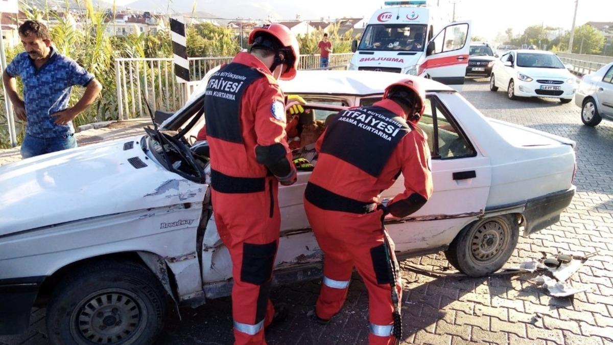 Fethiye&rsquo;de trafik kazası: 2 yaralı