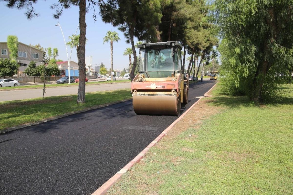 Adana bisiklet yollarıyla &ouml;r&uuml;l&uuml;yor