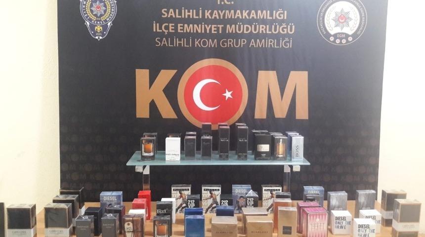 Manisa&rsquo;da ka&ccedil;ak parf&uuml;m operasyonu