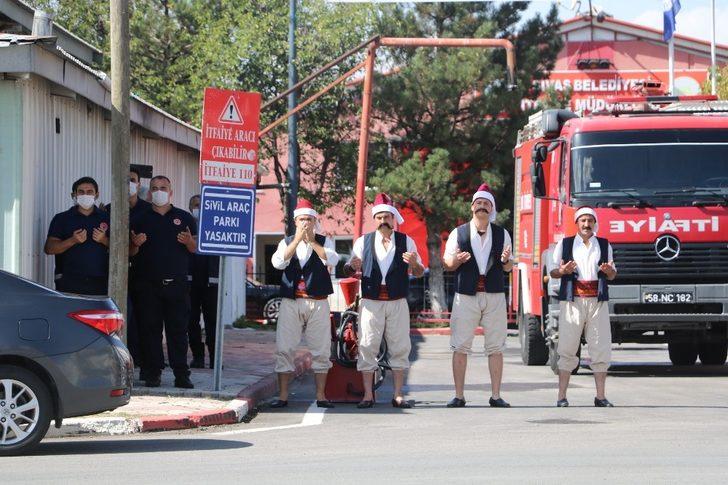 Tatbikatta Azerbaycan Bayrağı açtılar G2