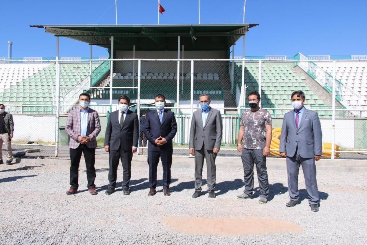 Arvas: &ldquo;Van&rsquo;ı sporda &ouml;nc&uuml;, gen&ccedil;liğiyle g&uuml;&ccedil;l&uuml; bir kent yapma hedefimiz var&rdquo;