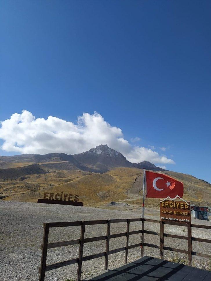 Erciyes’e sezonun ilk kar yağışı düştü G3