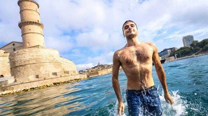 112 metre derinliğe dalarak d&uuml;nya rekoru kırdı