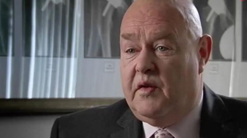 Ünlülerin doktorunun evinden binlerce kişinin kemikleri çıktı