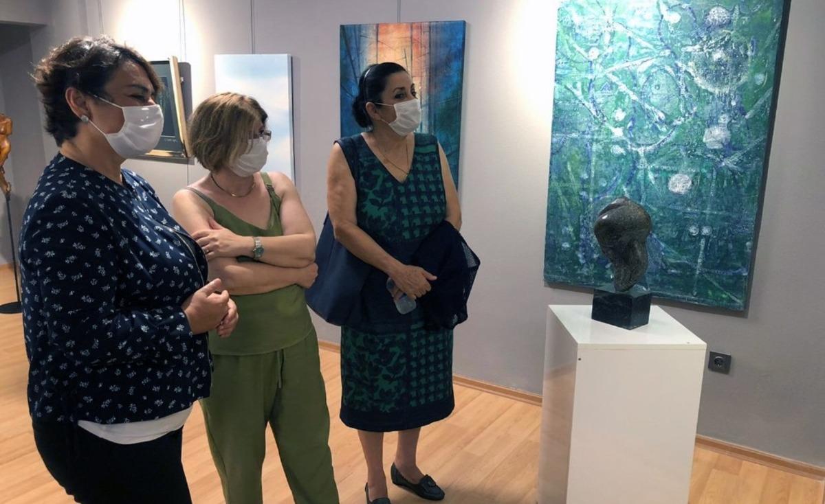 40 sanat&ccedil;ı karma sergide buluştu