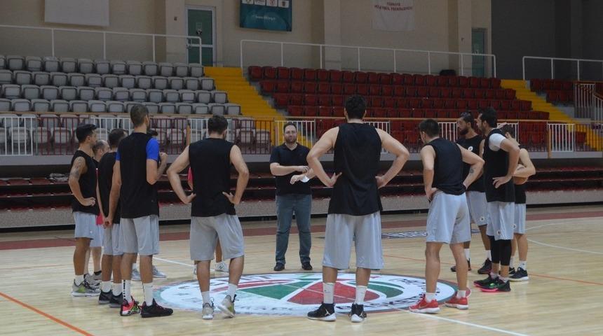 Semt 77 Yalovaspor gözünü kupaya dikti