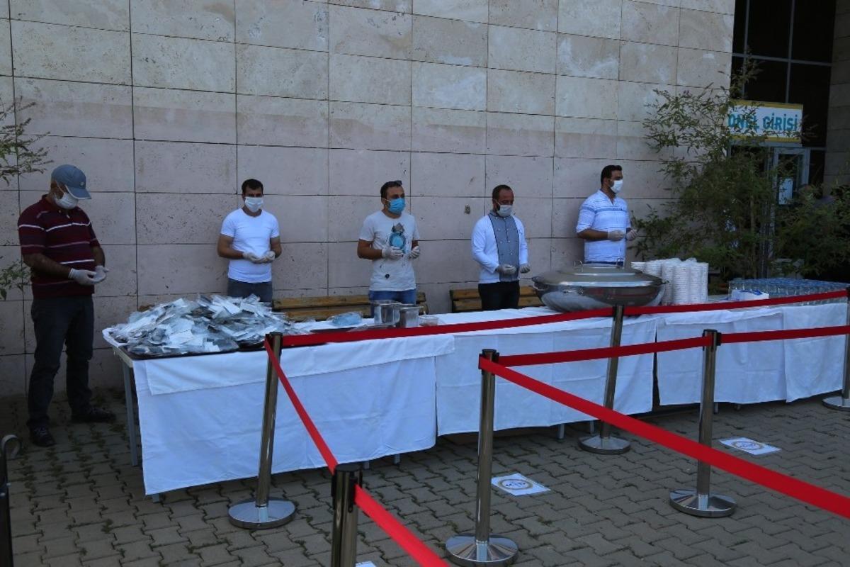 Munzur &Uuml;niversitesi&rsquo;nde 10. geleneksel aşure etkinliği