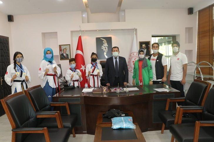 Şampiyon Taekwondocular Kabakçı’yı ziyaret etti G1