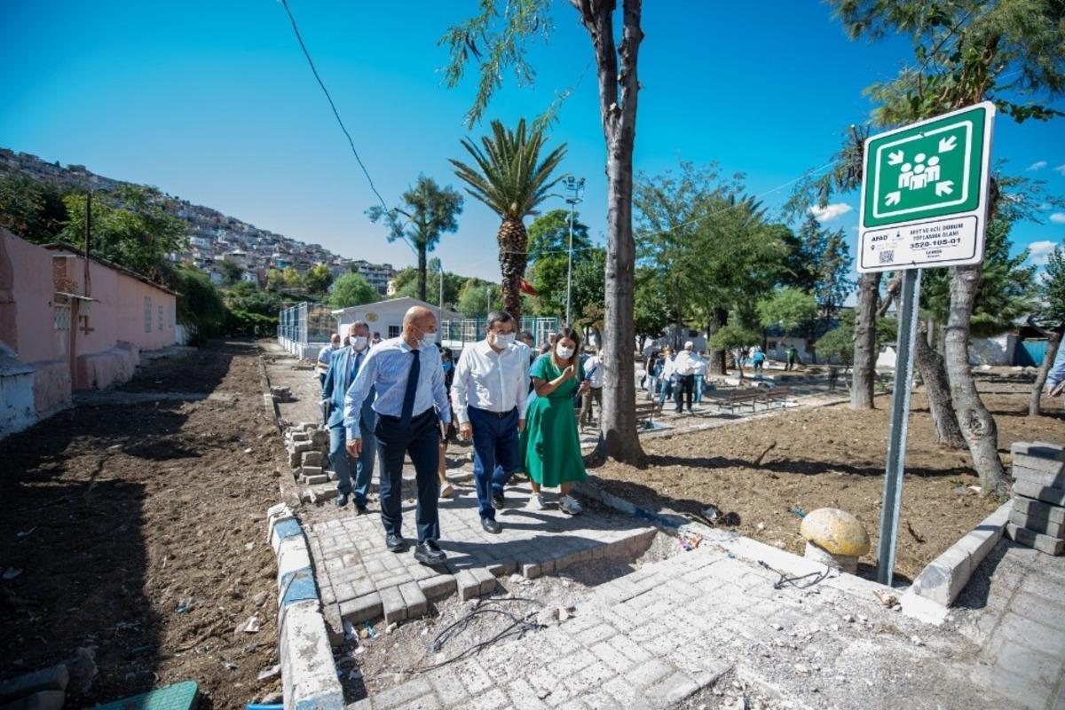 Başkan Soyer Acil &Ccedil;&ouml;z&uuml;m projesini Konak&rsquo;ta başlattı