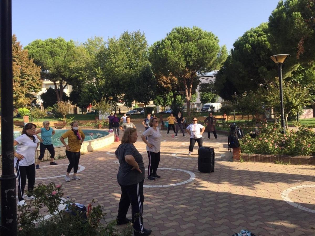 Aydın B&uuml;y&uuml;kşehir Belediyesi&rsquo;nin d&uuml;zenlediği sabah sporları devam ediyor