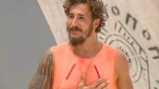 Survivor Berkan Karabulut’tan o sorulara sert tepki! 'Üç kağıt peşinde...'