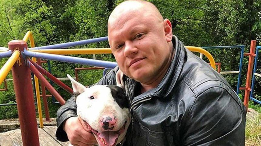 Kadın halterciyi erkek sanıp u&ccedil;ağa almadılar