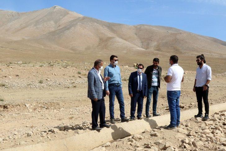 Van’da 50 yıldır susuz olan arazileri suya kavuştu G2