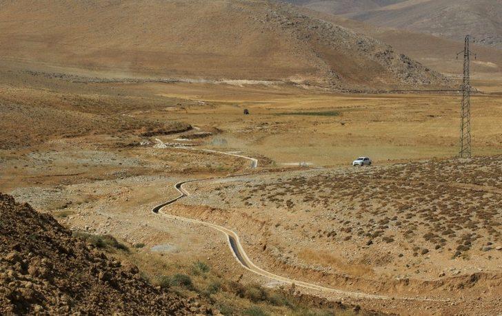 Van’da 50 yıldır susuz olan arazileri suya kavuştu G3