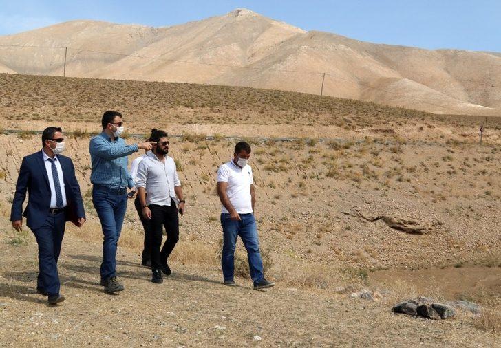 Van’da 50 yıldır susuz olan arazileri suya kavuştu G5