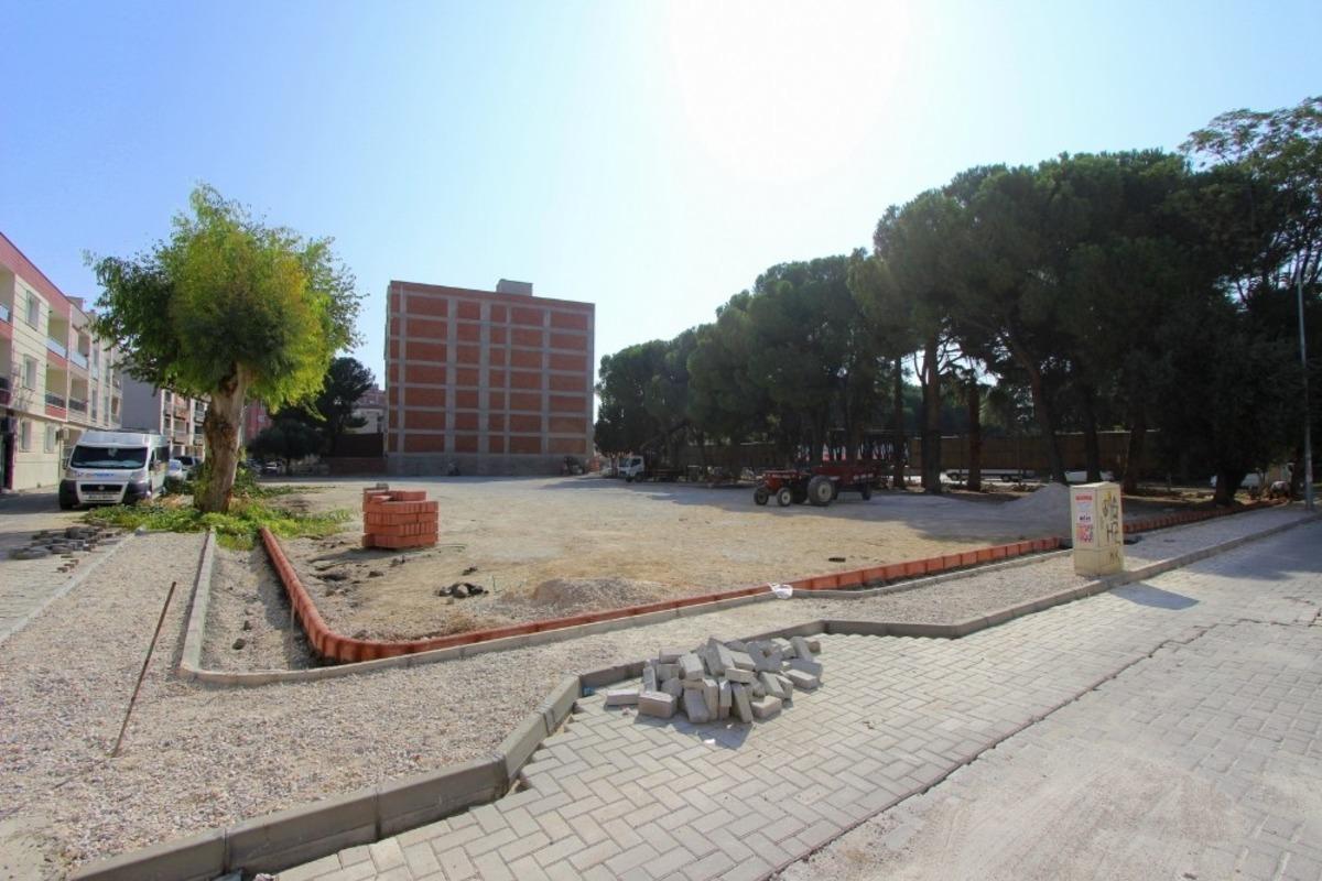 Saruhanlı&rsquo;ya 98 ara&ccedil;lık ikinci otopark