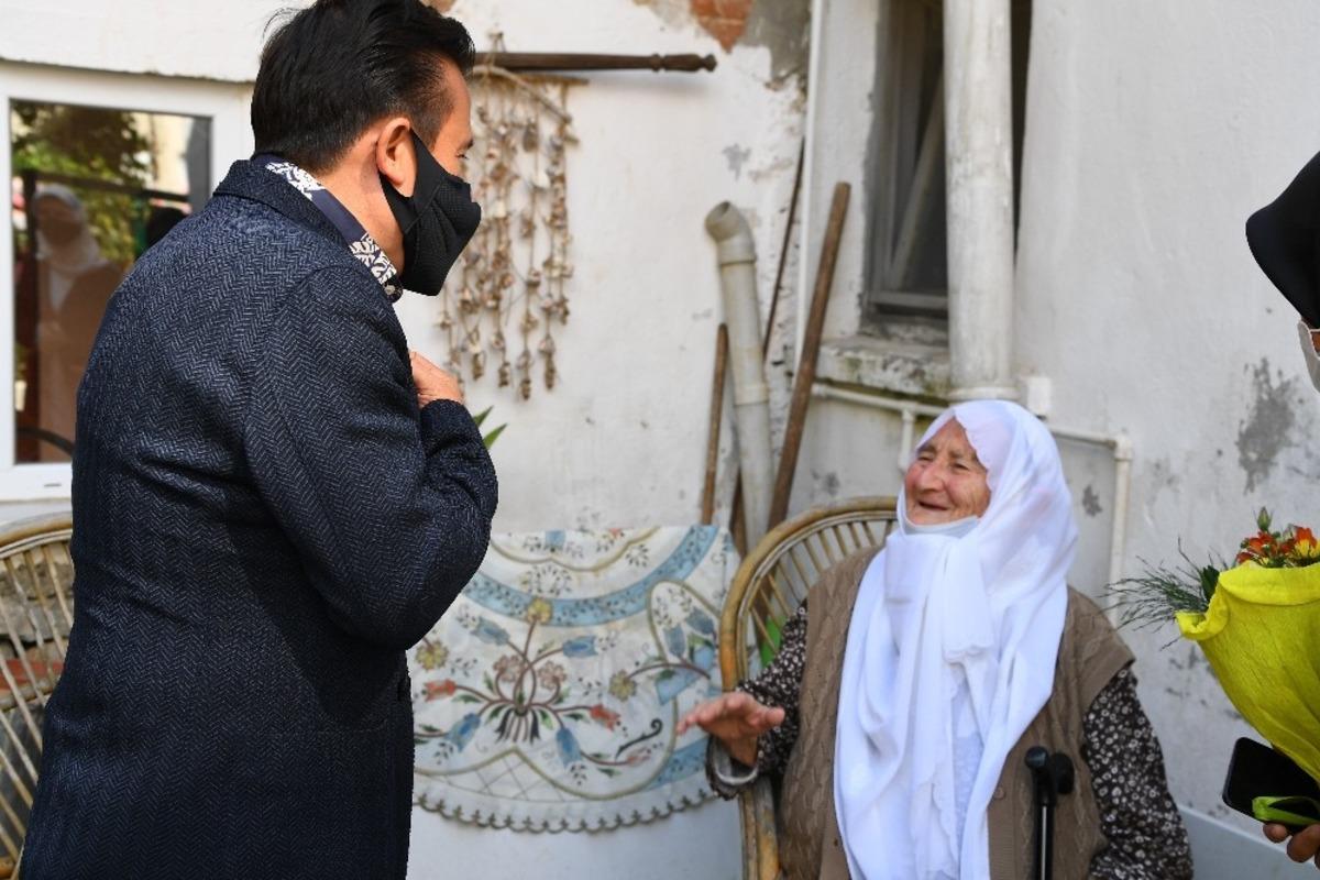 Tuzla&rsquo;da D&uuml;nya Yaşlılar G&uuml;n&uuml;&rsquo;nde anlamlı ziyaret